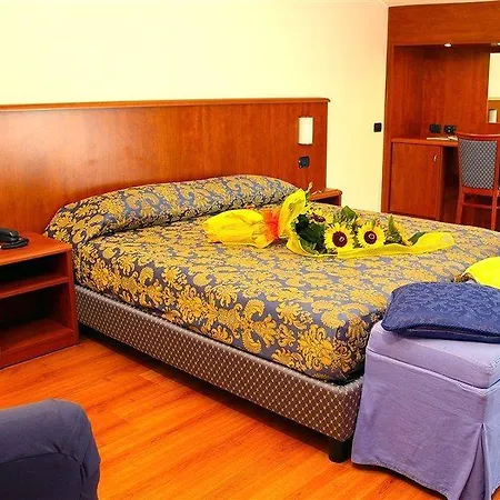 Hotell Postumia