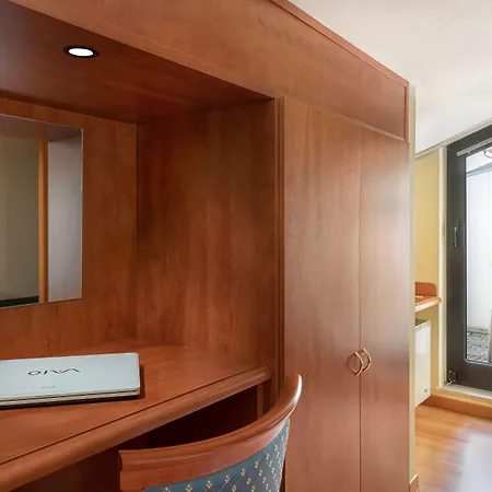 Postumia מלון דוסובונו