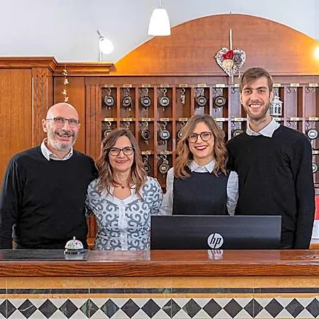Hotel Postumia 3*