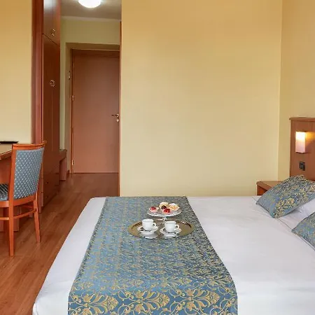 Hotel Postumia